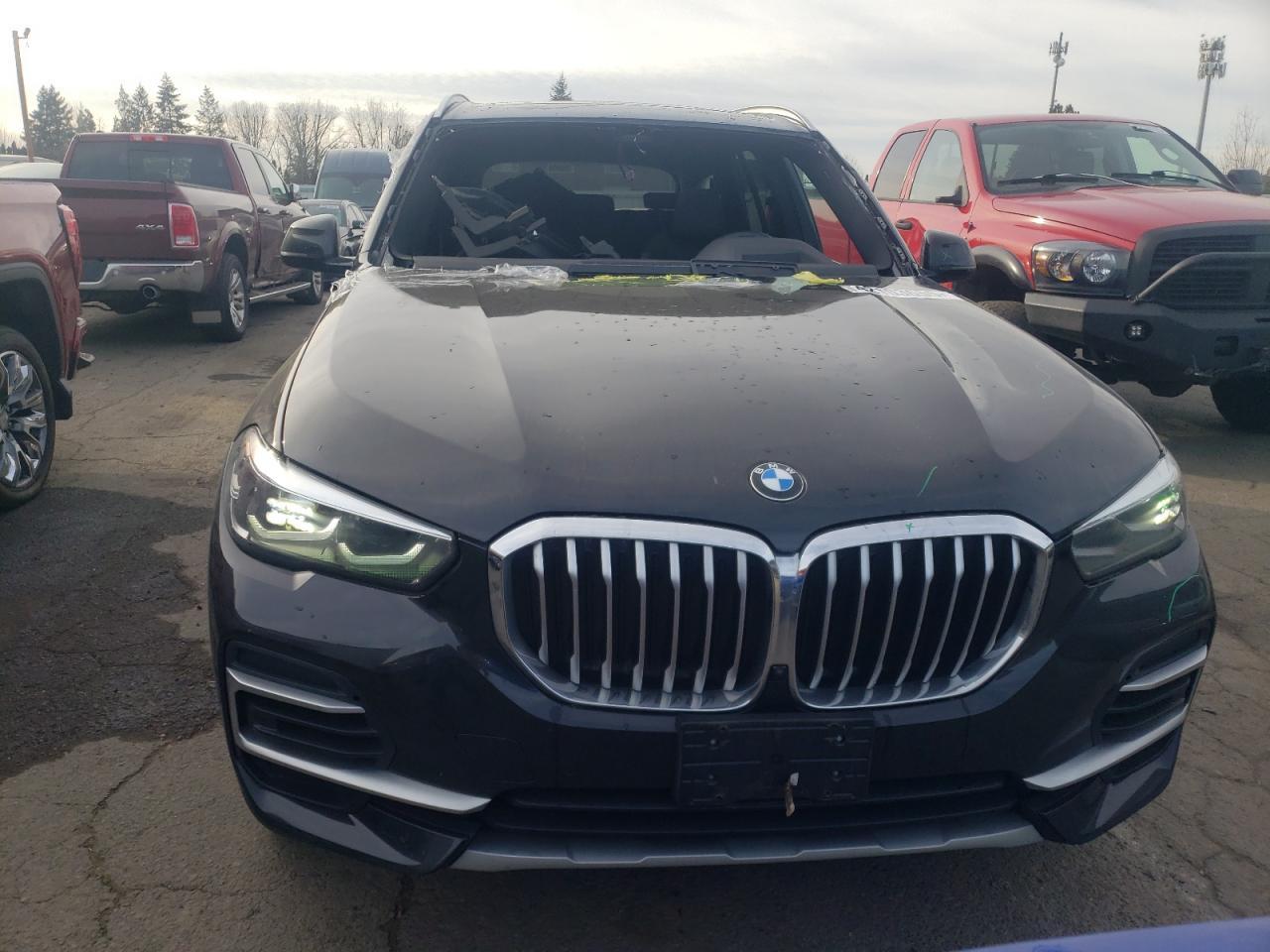 2022 BMW X5 XDRIVE4 - Фото 5