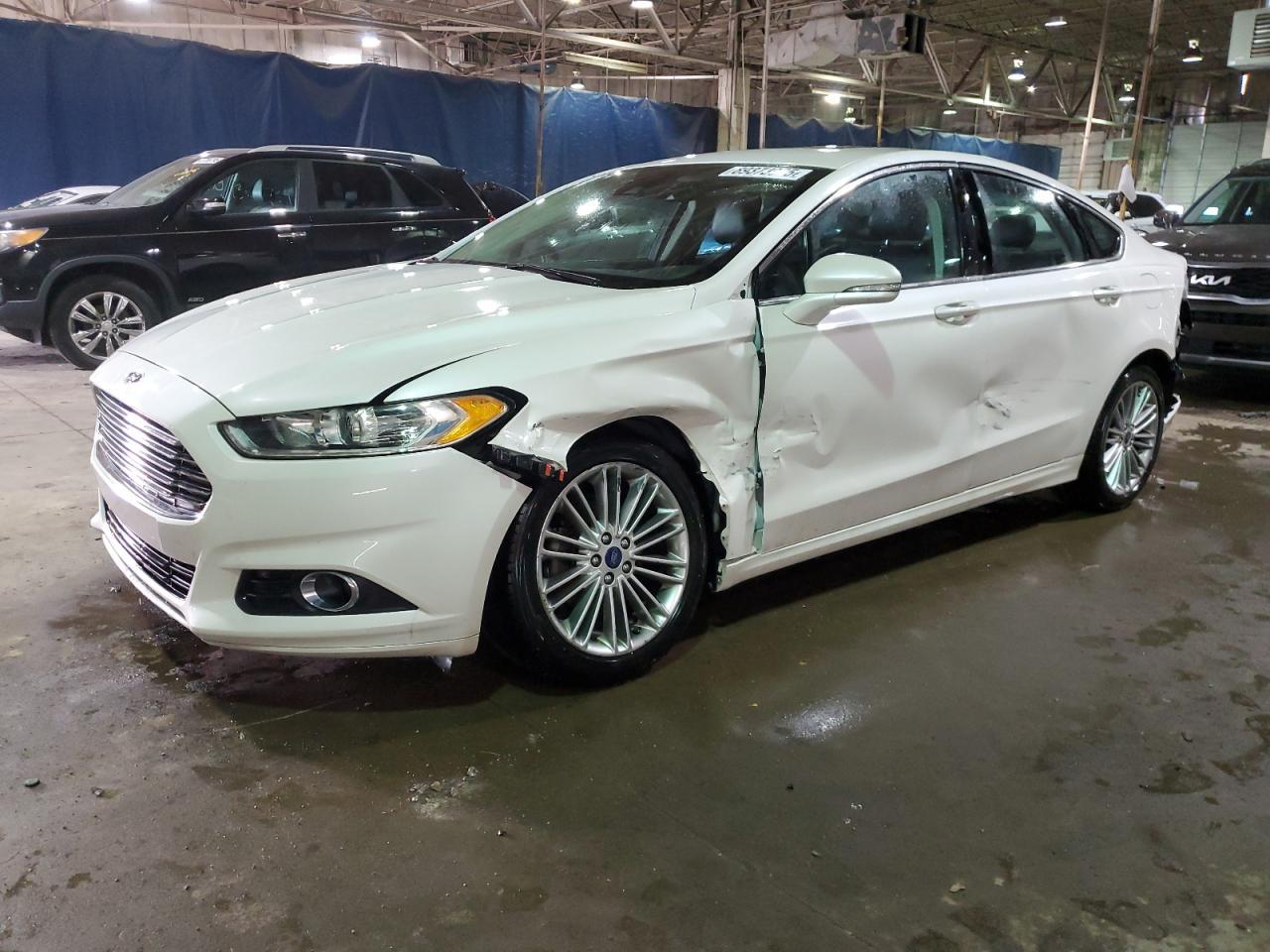 2013 FORD FUSION SE car image