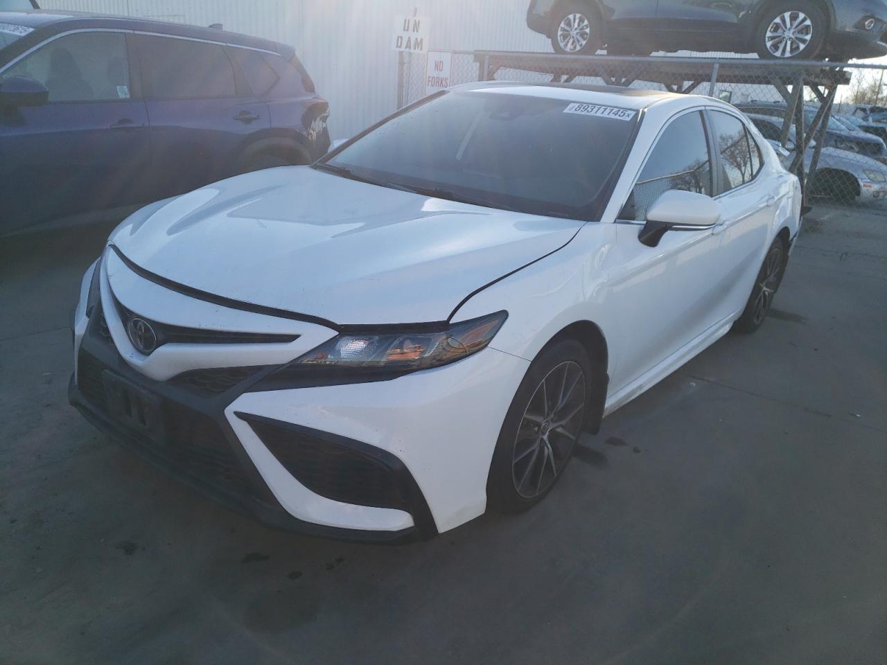 2021 TOYOTA CAMRY SE
