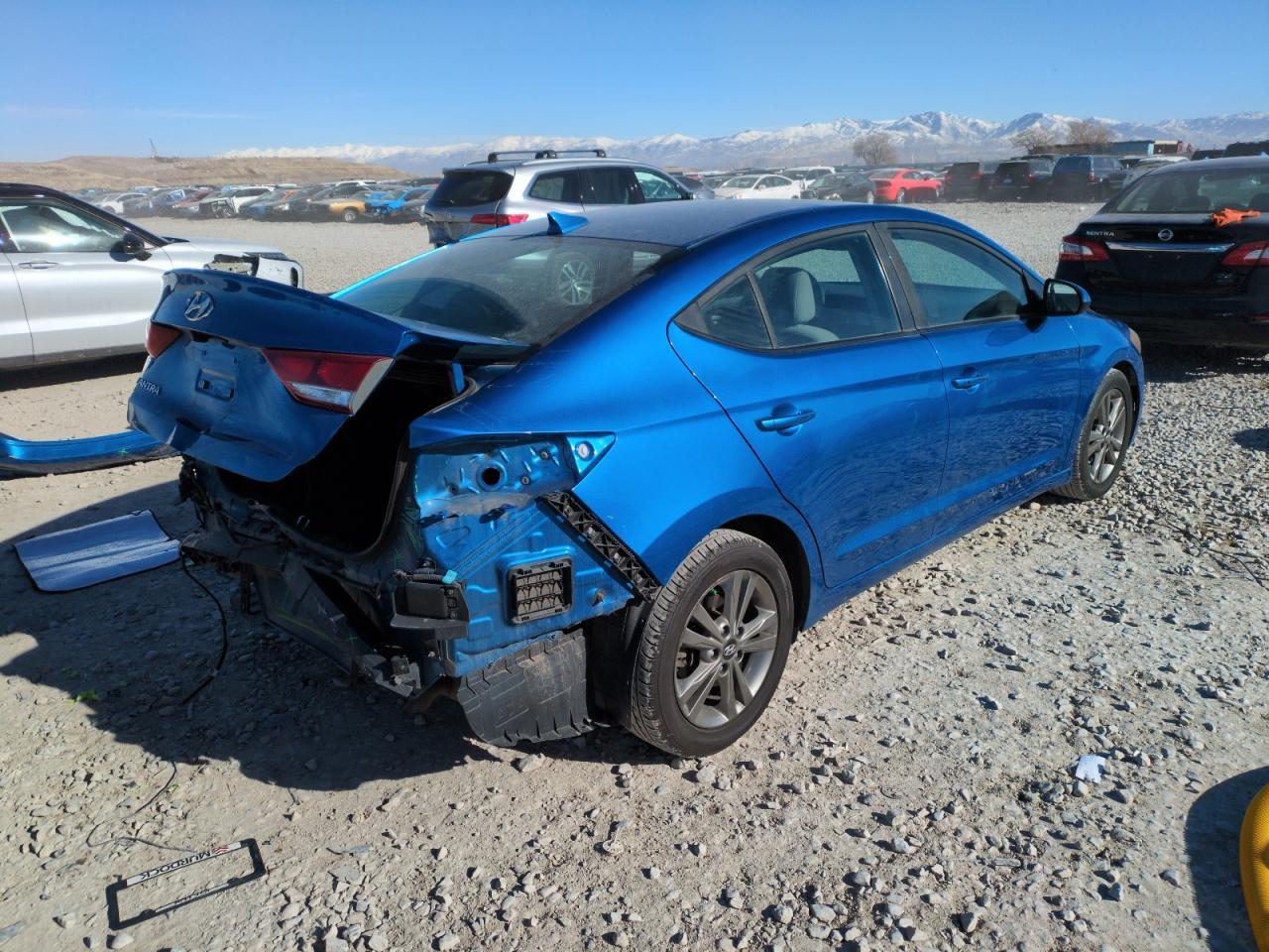 2018 HYUNDAI ELANTRA SE - Фото 3