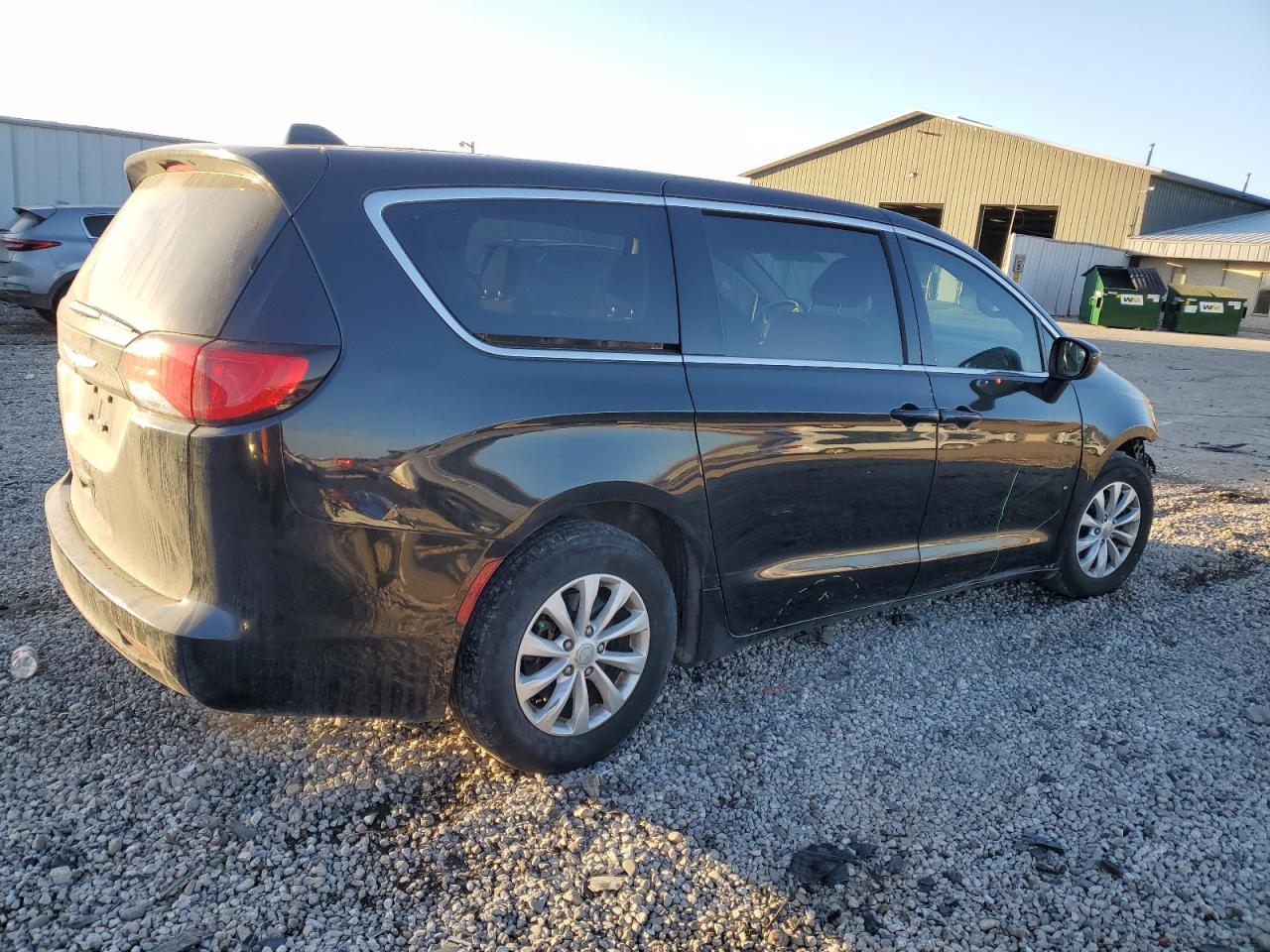 2017 CHRYSLER PACIFICA T - Фото 3