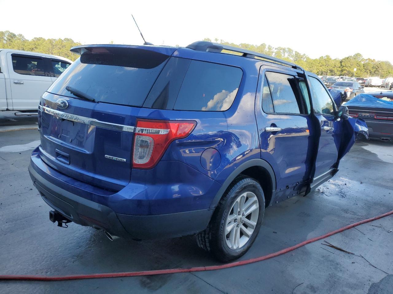 2013 FORD EXPLORER X - Image 3