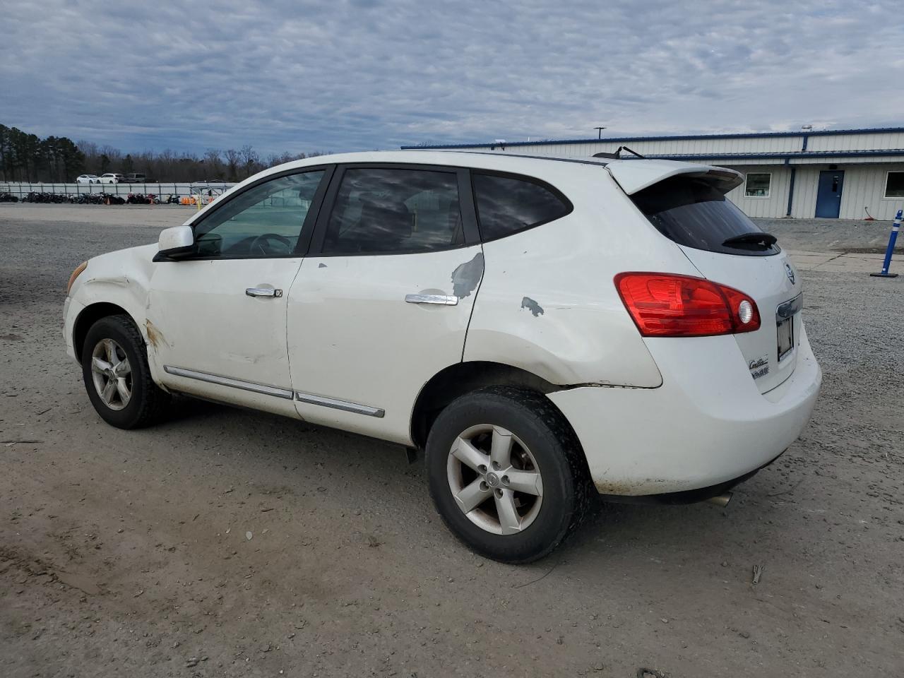 2013 NISSAN ROGUE S - Image 2