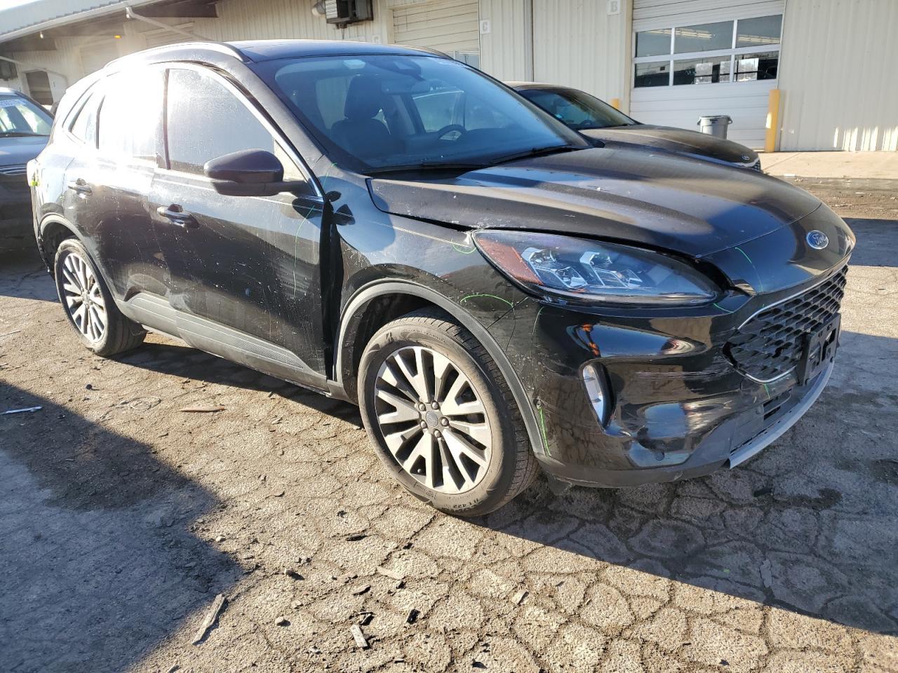 2020 FORD ESCAPE TIT - Image 4