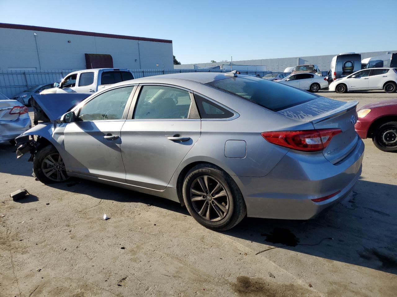 2017 HYUNDAI SONATA SE - Фото 2