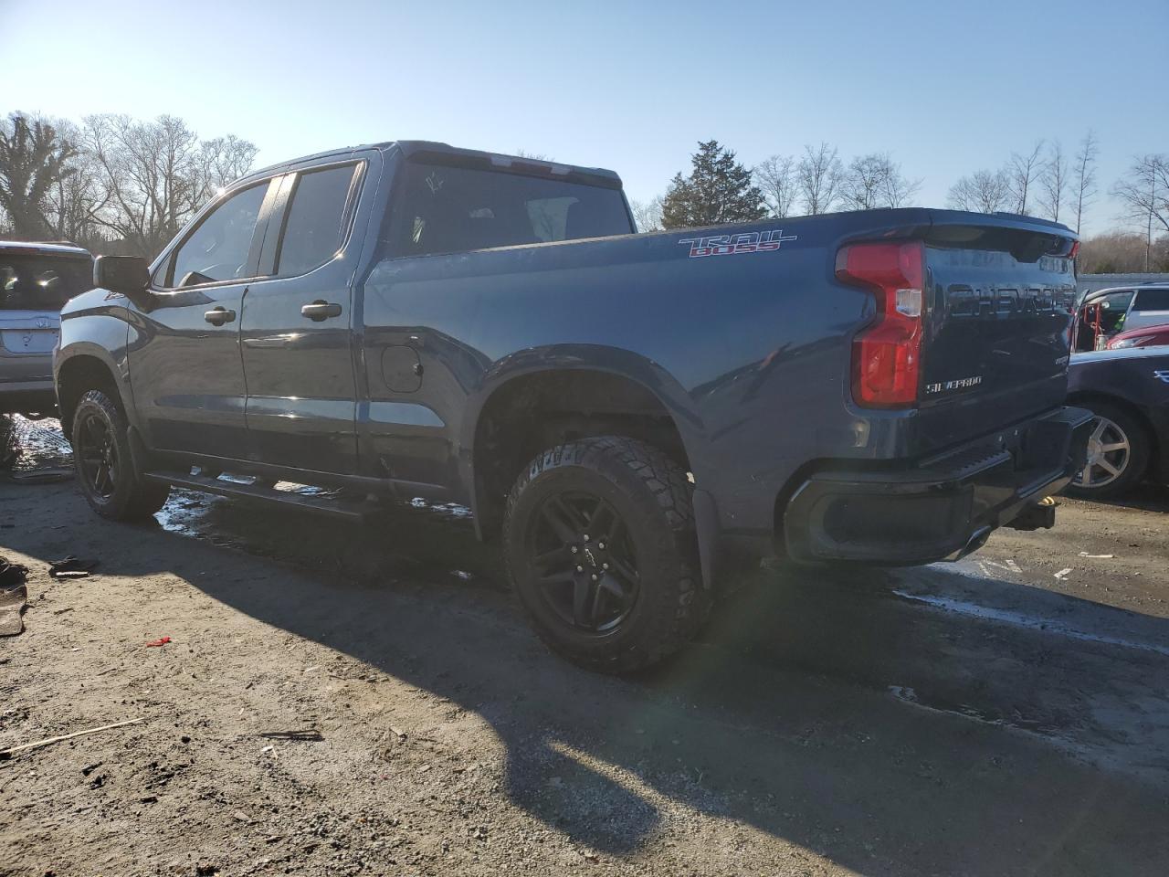 2019 CHEVROLET SILVERADO - Фото 2