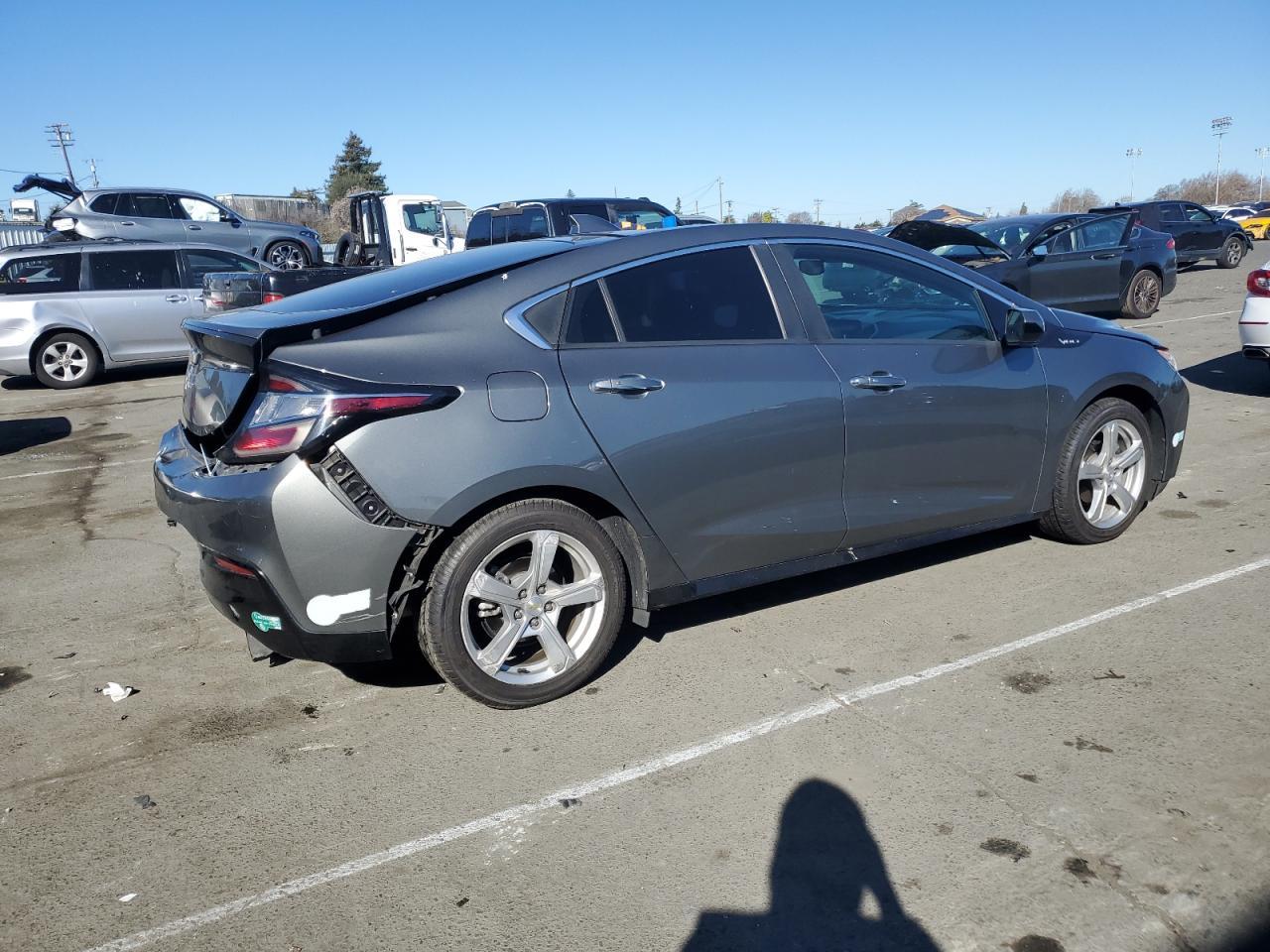 2017 CHEVROLET VOLT LT - Image 3