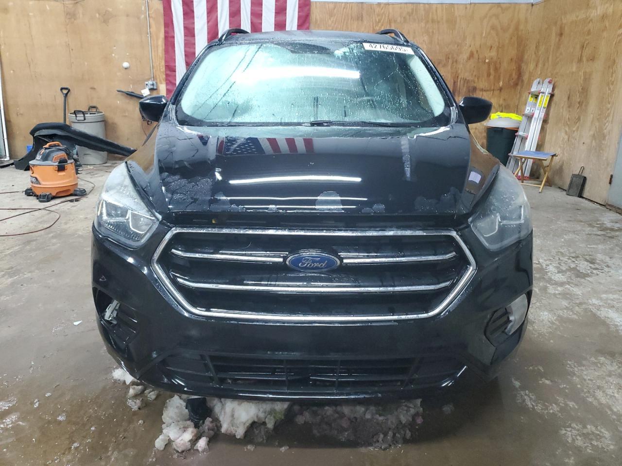 2017 FORD ESCAPE SE - Фото 5