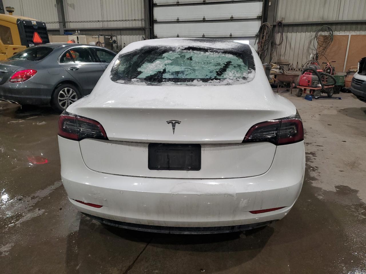 2021 TESLA MODEL 3 - Фото 6