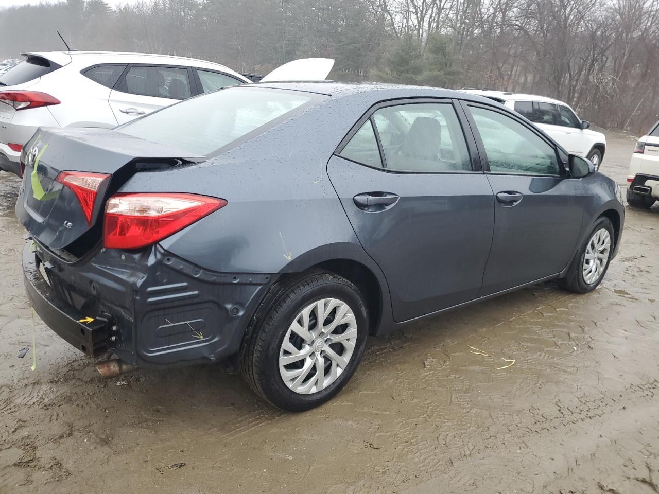 2018 TOYOTA COROLLA L - Фото 3