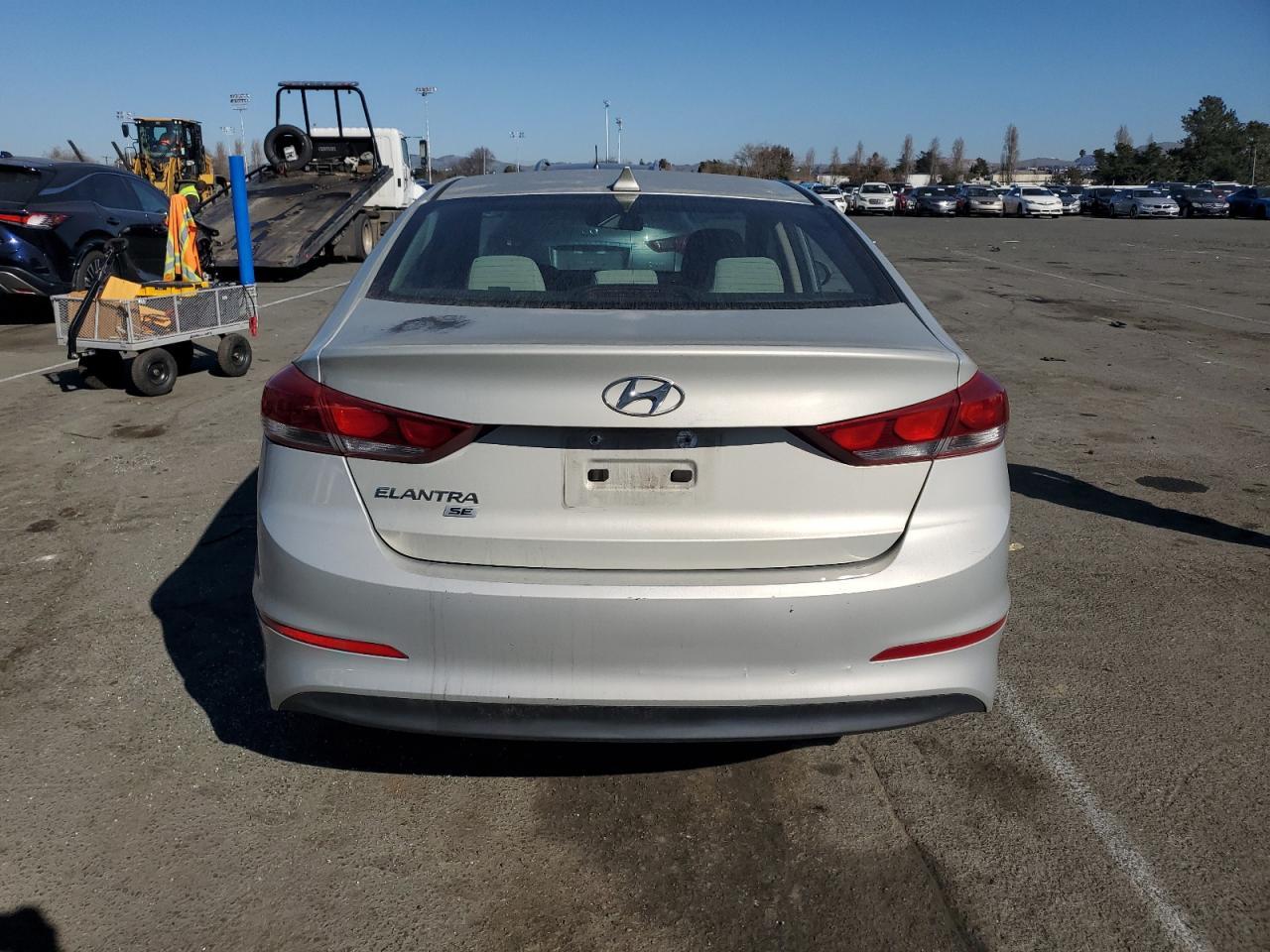 2017 HYUNDAI ELANTRA SE - Image 6