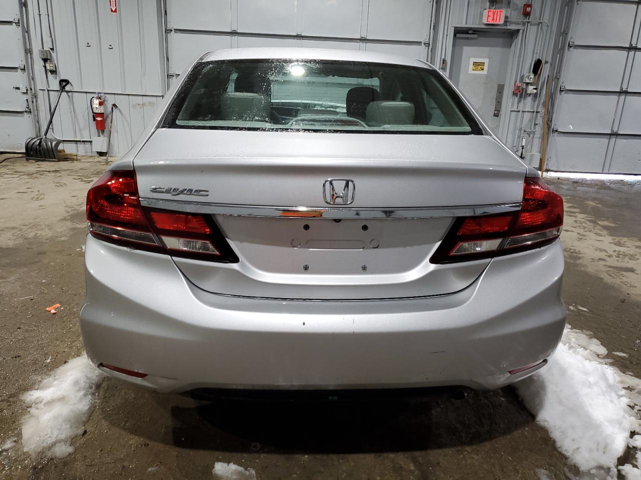 2015 HONDA CIVIC LX - Фото 6