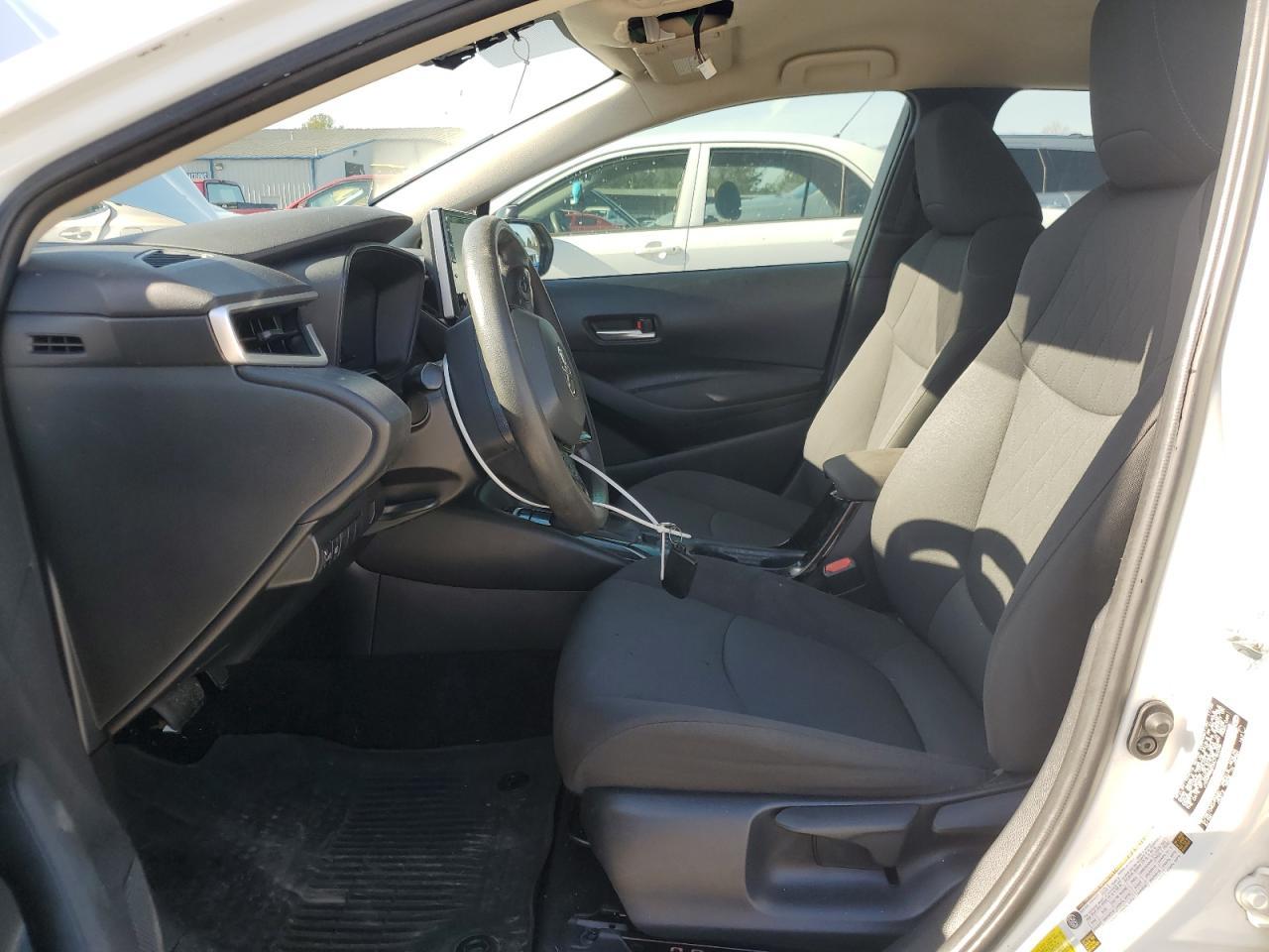 2021 TOYOTA COROLLA LE - Image 7