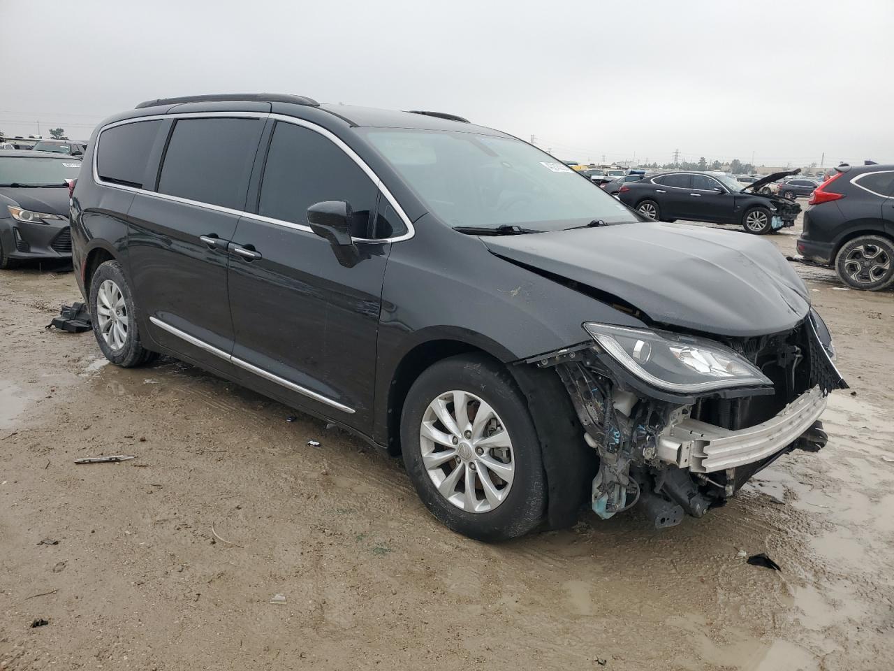 2017 CHRYSLER PACIFICA T - Image 4