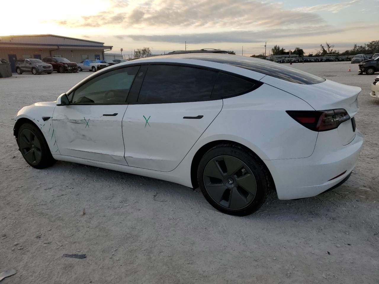 2023 TESLA MODEL 3 - Image 2