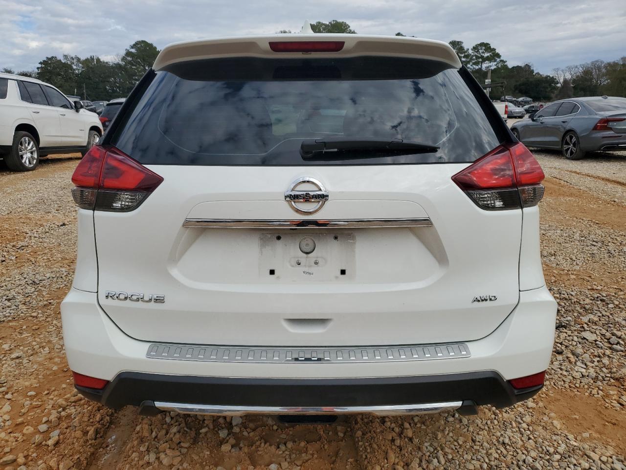 2018 NISSAN ROGUE S - Image 6