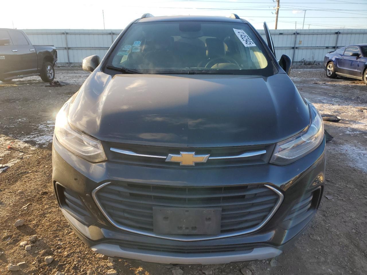 2019 CHEVROLET TRAX 1LT - Фото 5