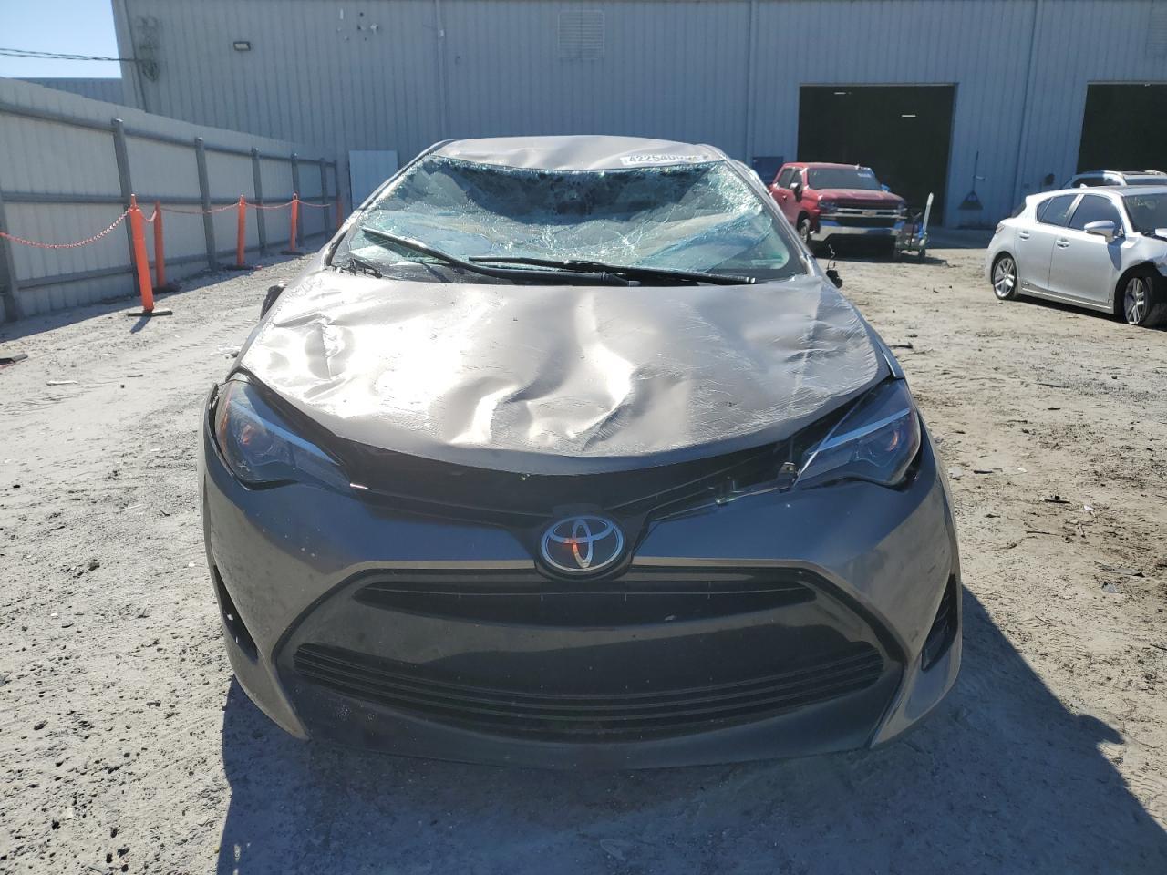 2018 TOYOTA COROLLA L - Image 5