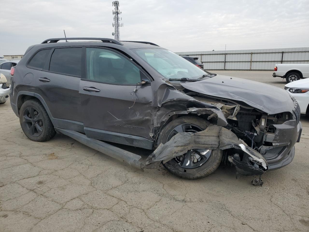 2019 JEEP CHEROKEE L - Image 4