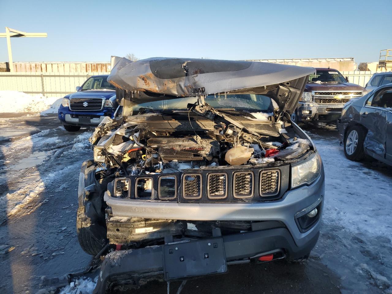 2019 JEEP COMPASS TR - Фото 5