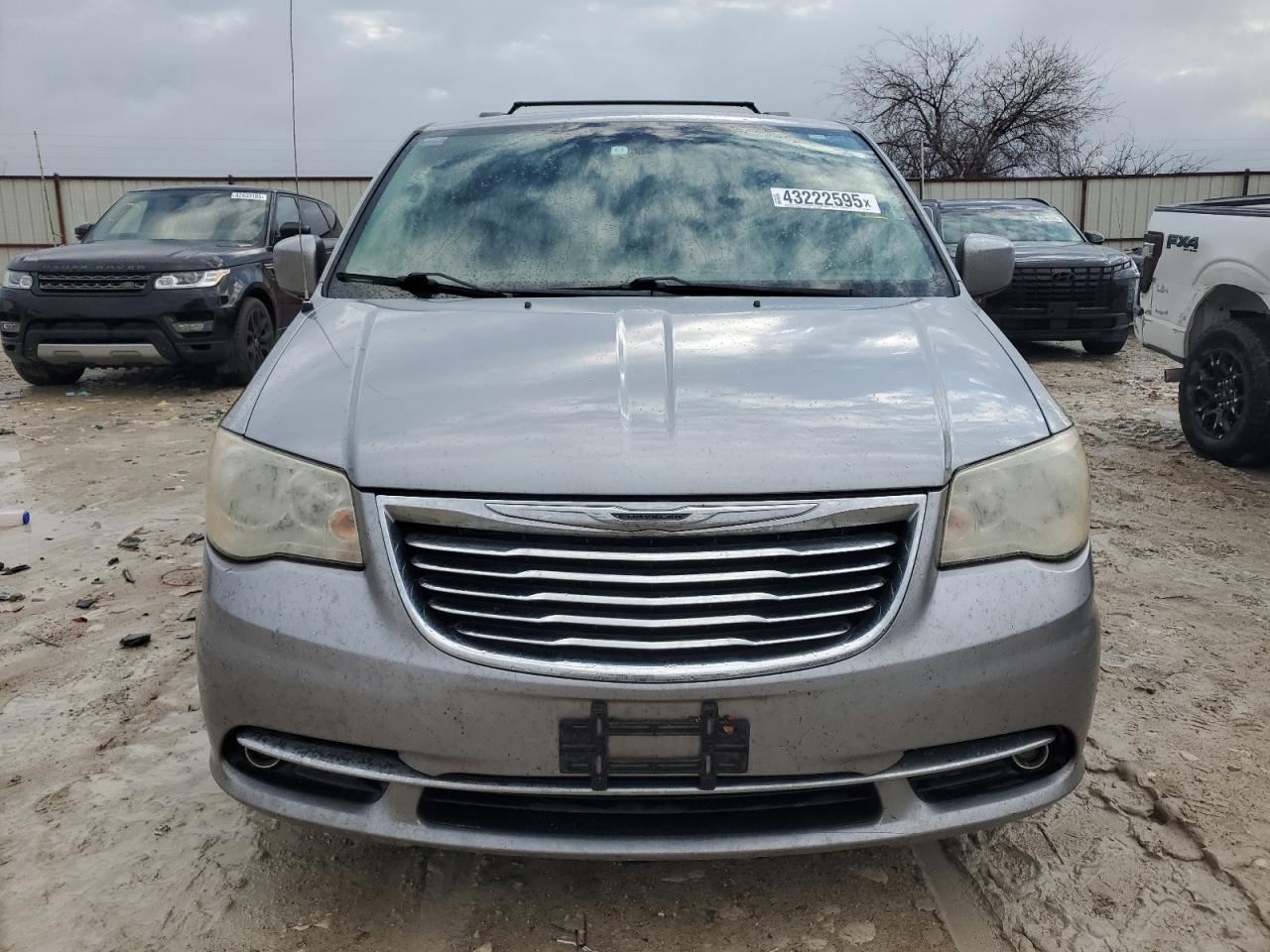2014 CHRYSLER TOWN & COU - Фото 5