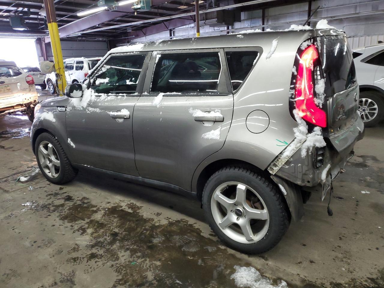 2017 KIA SOUL + - Фото 2