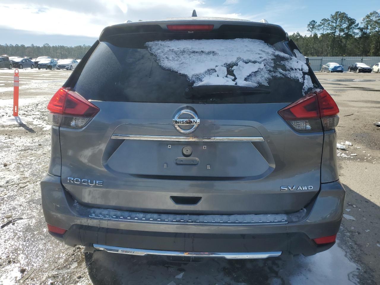 2017 NISSAN ROGUE S - Фото 6