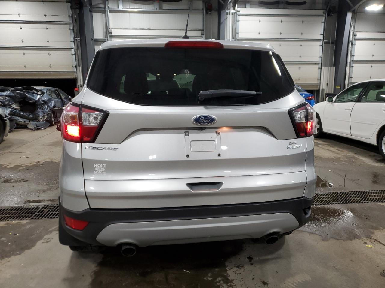2017 FORD ESCAPE SE - Image 6