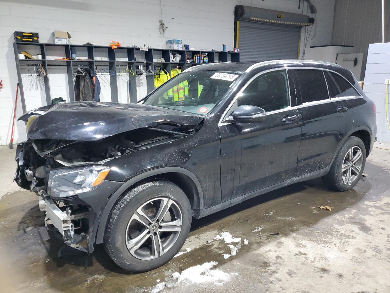 2019 MERCEDES-BENZ GLC 300 4M
