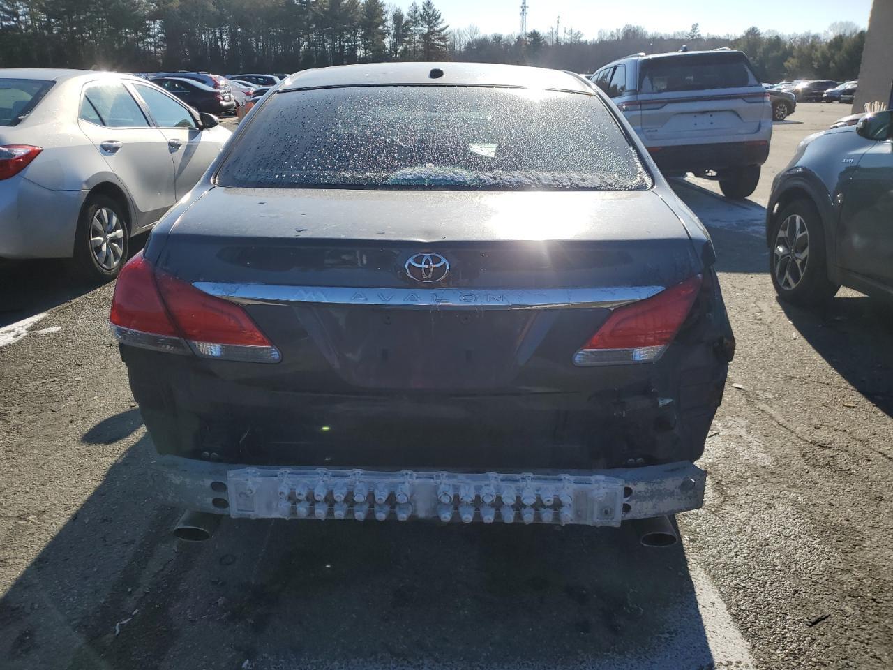 2011 TOYOTA AVALON BAS - Image 6