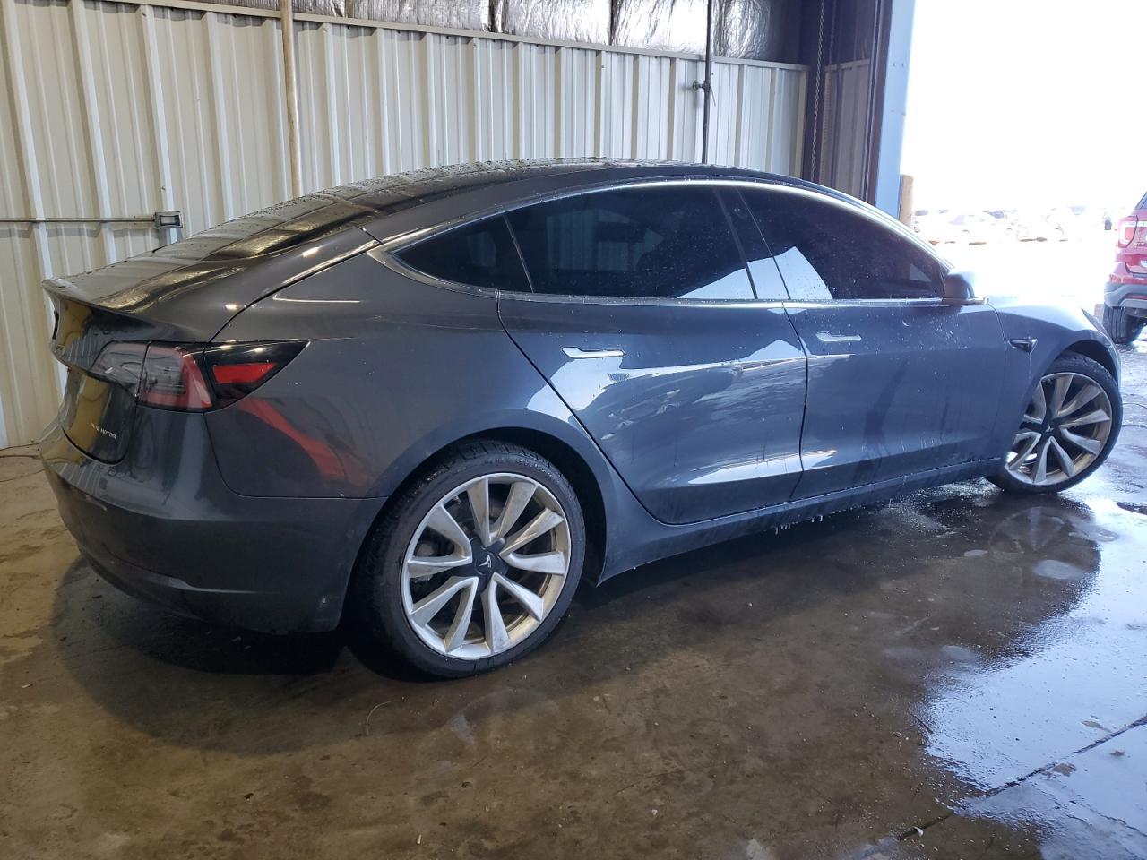 2019 TESLA MODEL 3 - Фото 3