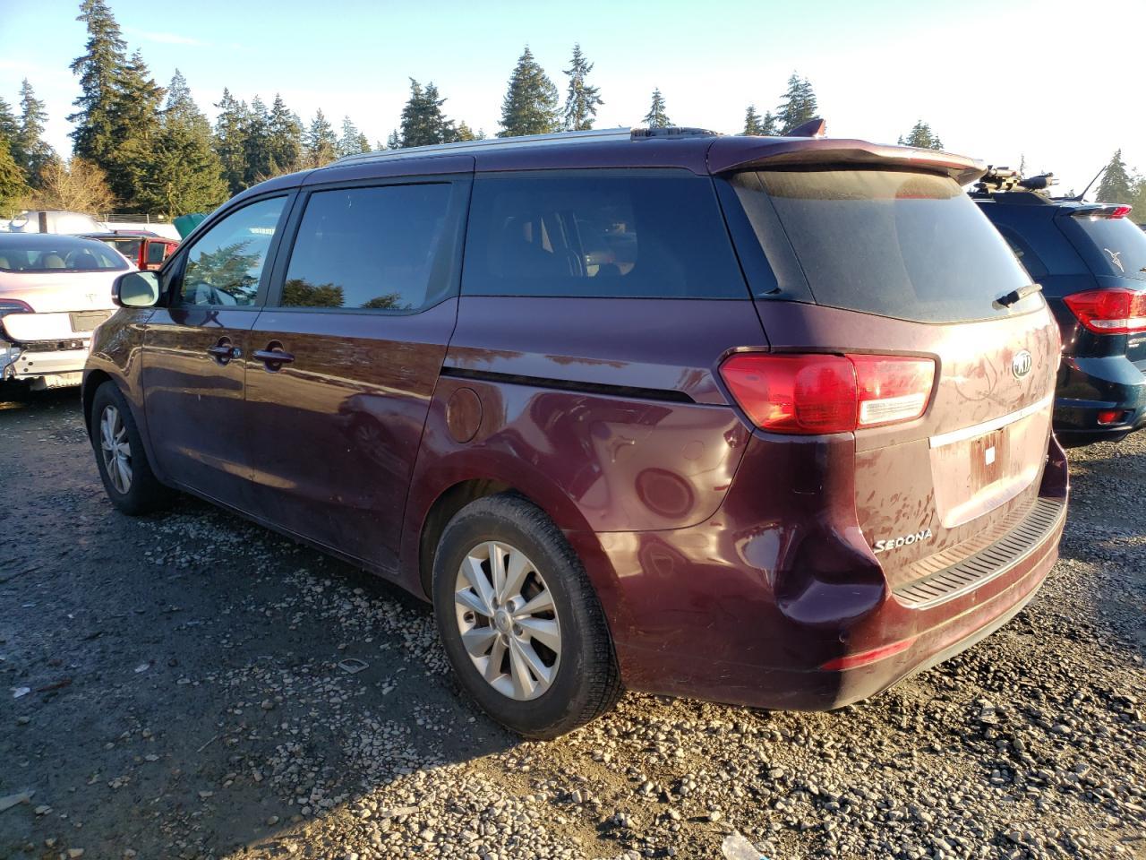 2016 KIA SEDONA LX - Фото 2