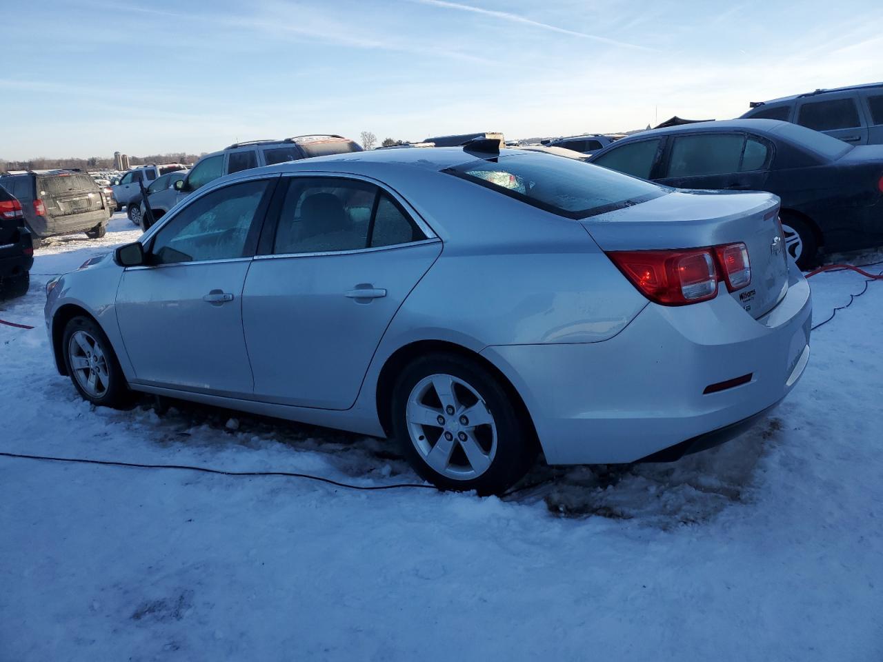 2015 CHEVROLET MALIBU LS - Фото 2