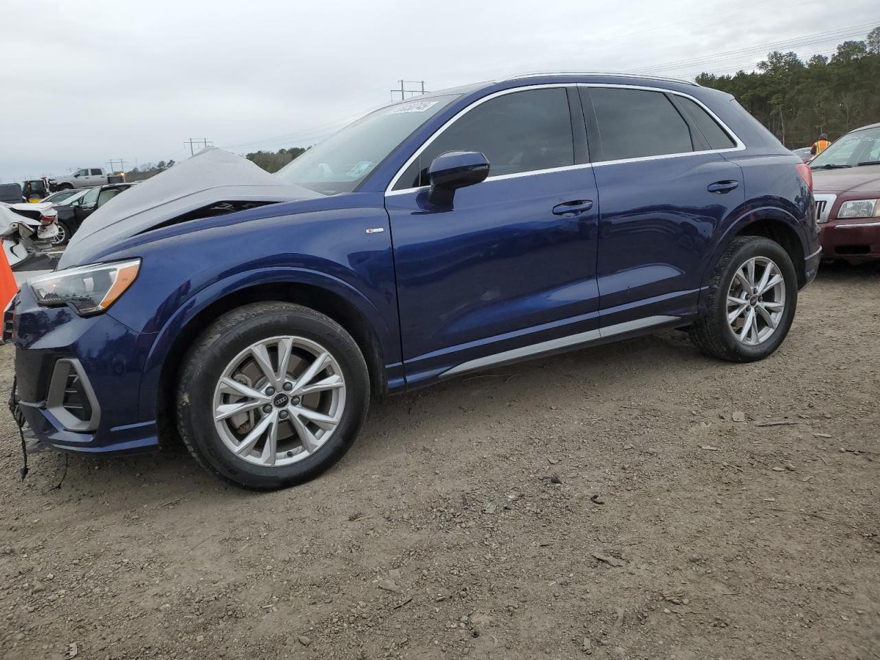 2022 AUDI Q3 PREMIUM