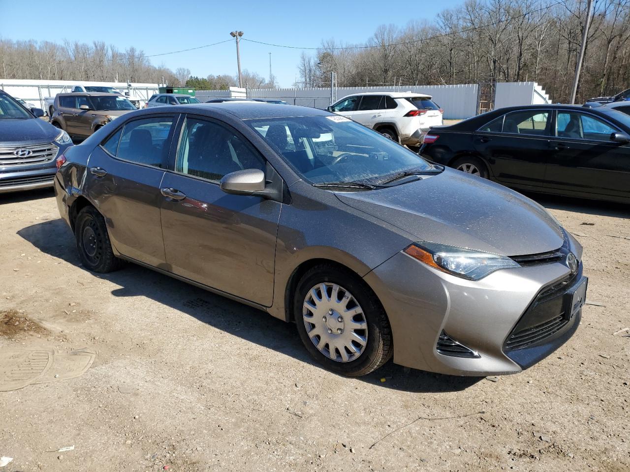 2018 TOYOTA COROLLA L - Image 4