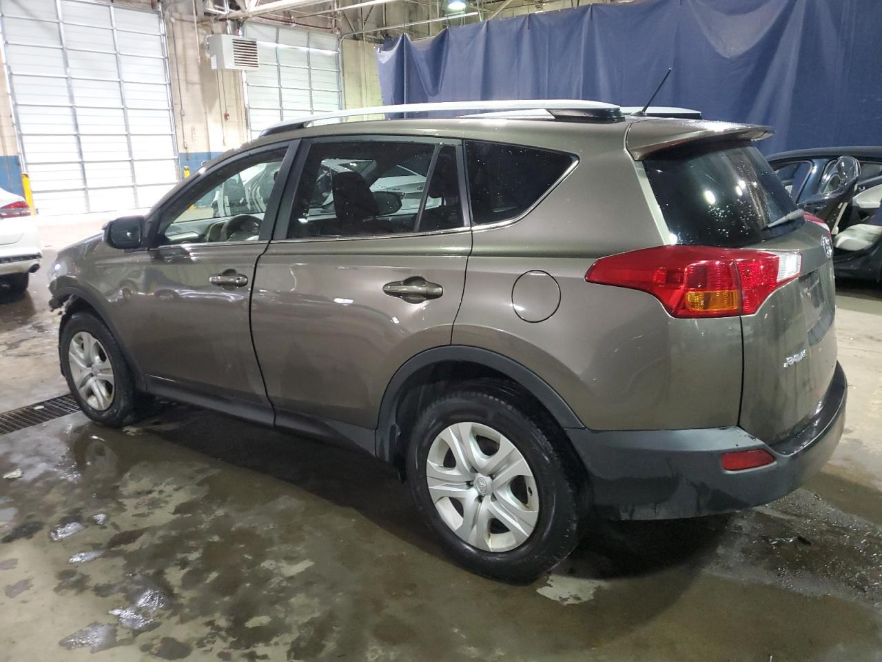 2014 TOYOTA RAV4 LE - Фото 2