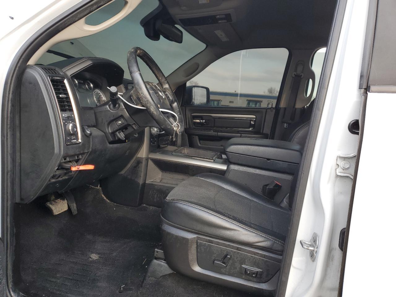 2015 RAM 1500 SPORT - Image 7