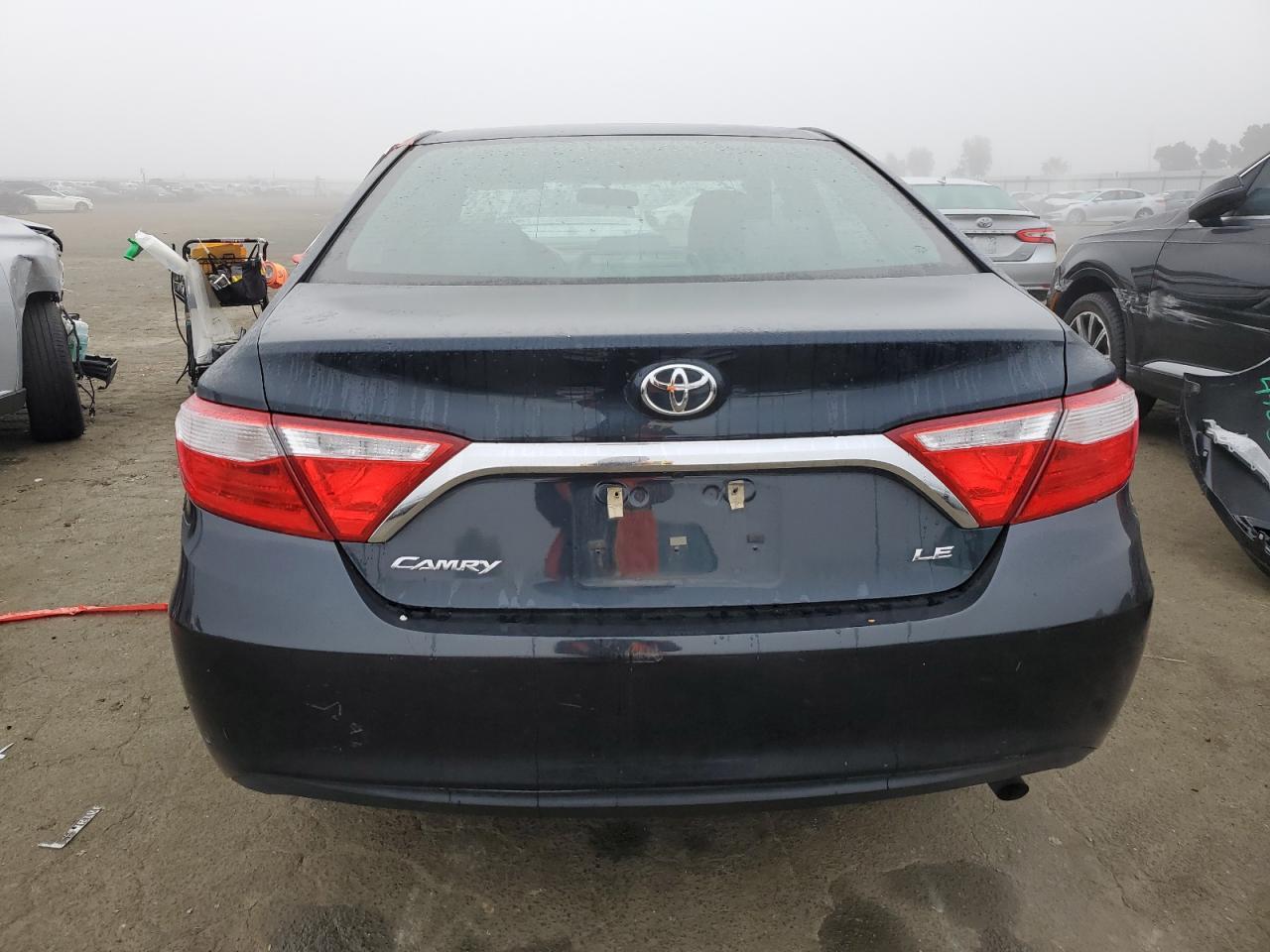 2017 TOYOTA CAMRY LE - Image 6