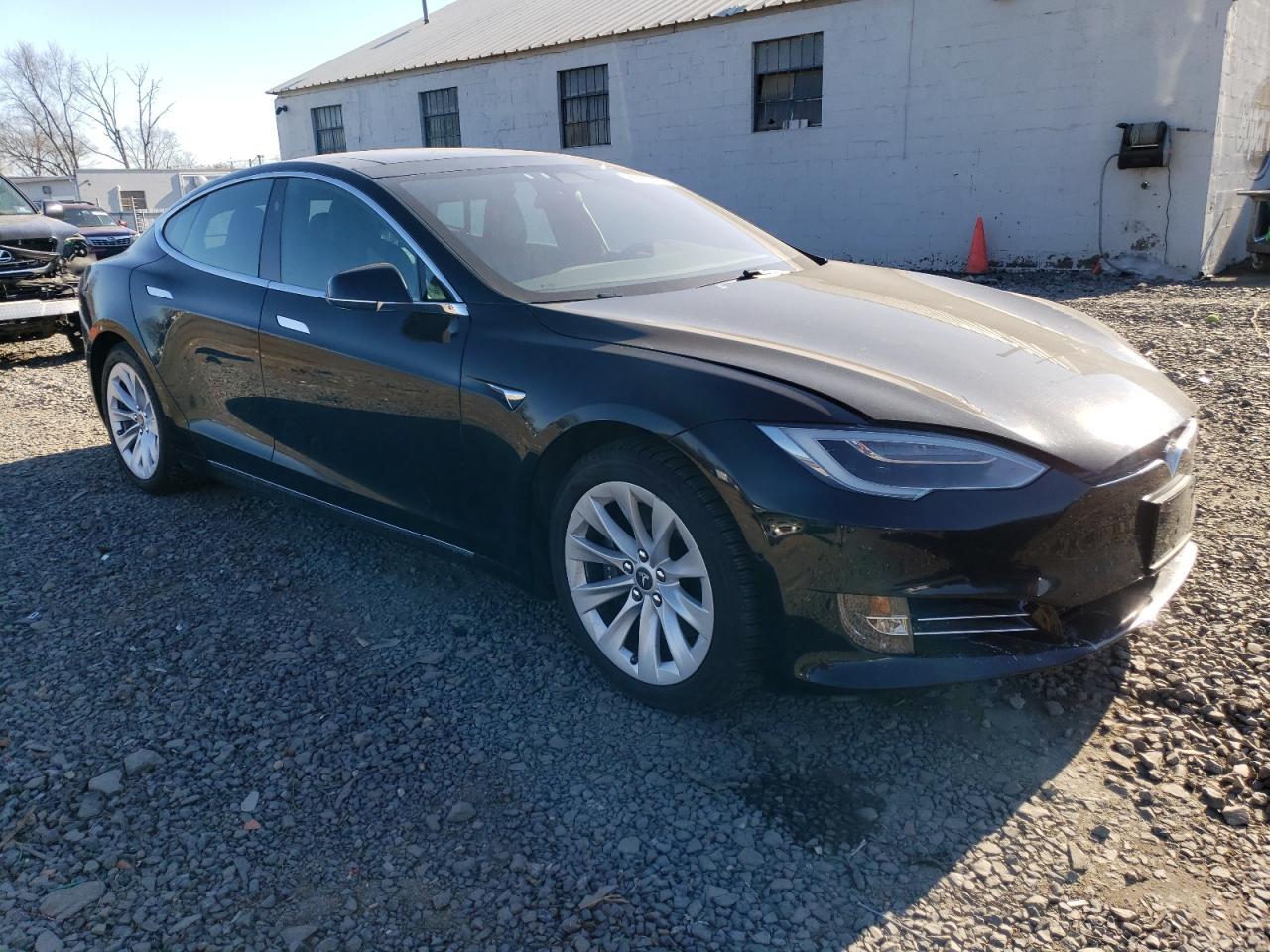 2017 TESLA MODEL S - Фото 4