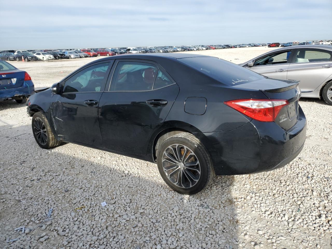 2015 TOYOTA COROLLA L - Фото 2