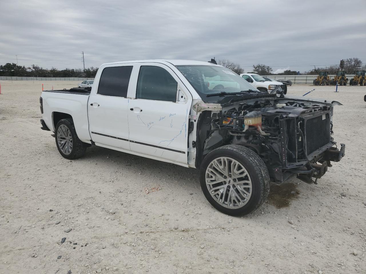 2018 CHEVROLET SILVERADO - Фото 4