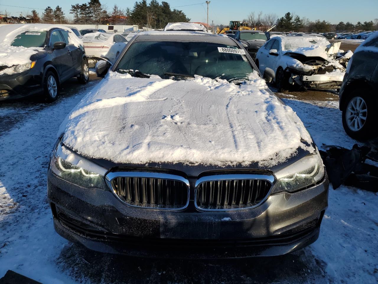 2018 BMW 530 XI - Фото 5