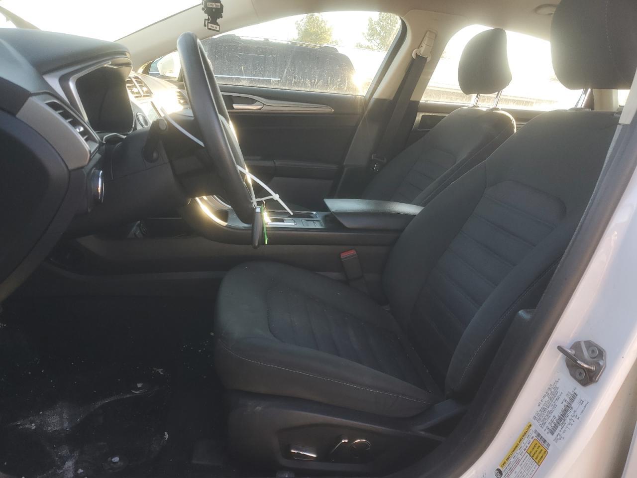 2020 FORD FUSION SE - Фото 7