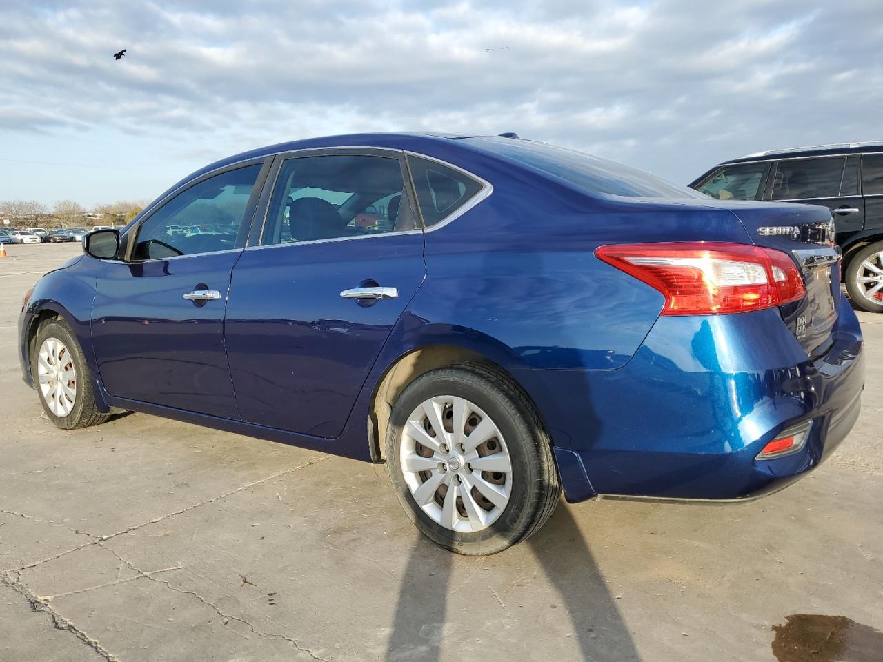 2017 NISSAN SENTRA S - Фото 2
