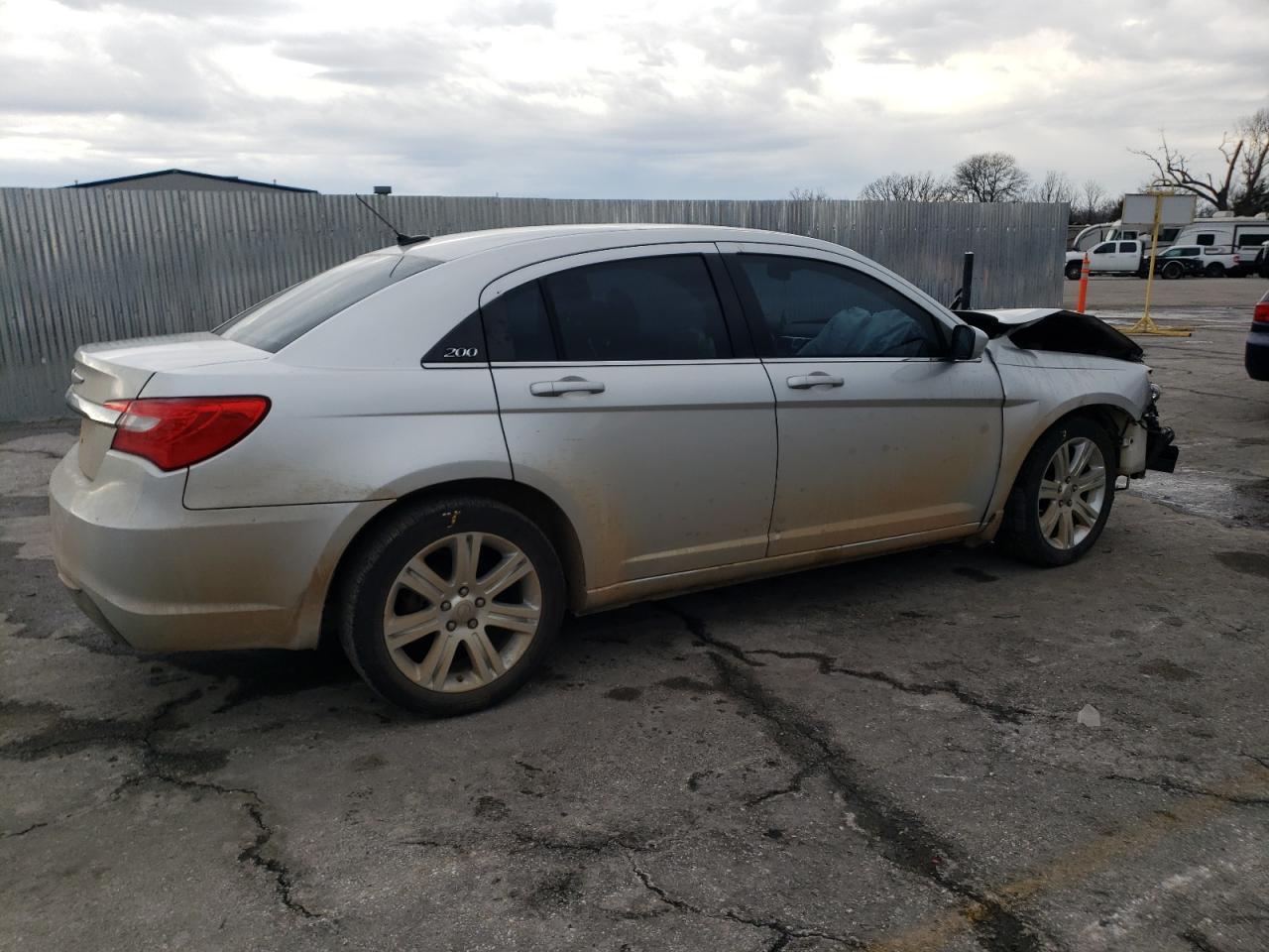 2012 CHRYSLER 200 TOURIN - Фото 3