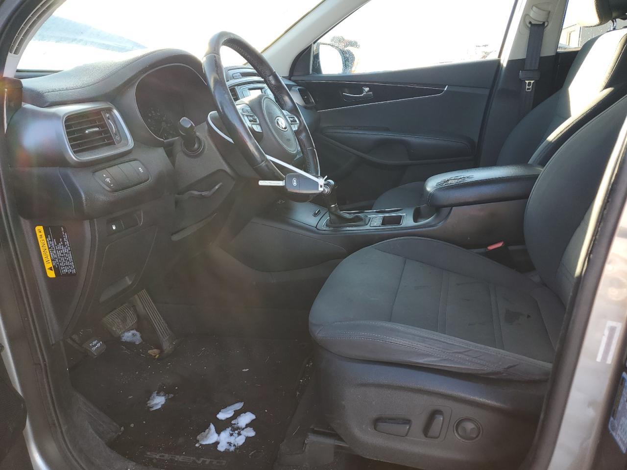 2016 KIA SORENTO LX - Image 7