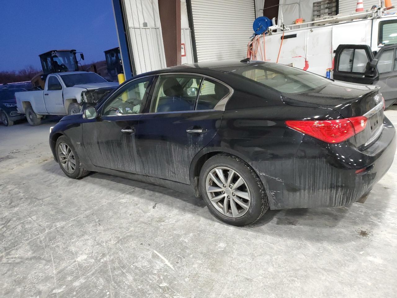 2016 INFINITI Q50 BASE - Фото 2