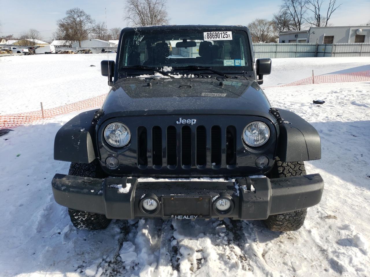 2017 JEEP WRANGLER U - Image 5