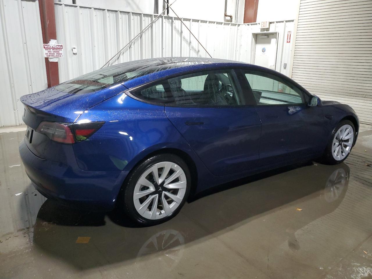 2022 TESLA MODEL 3 - Image 3
