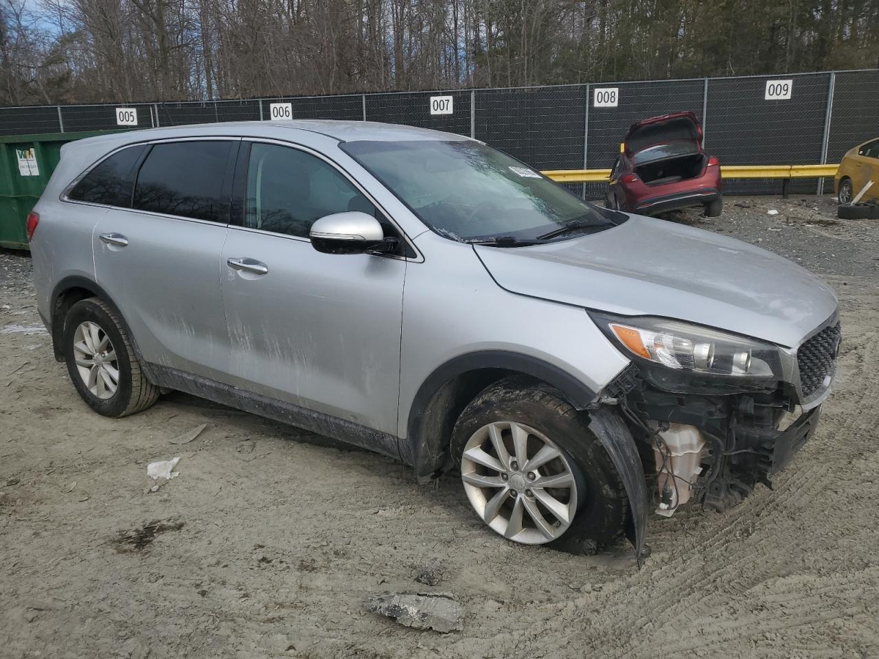 2017 KIA SORENTO LX - Фото 4